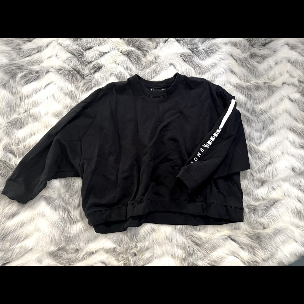 Under armour crop sweatshirt
